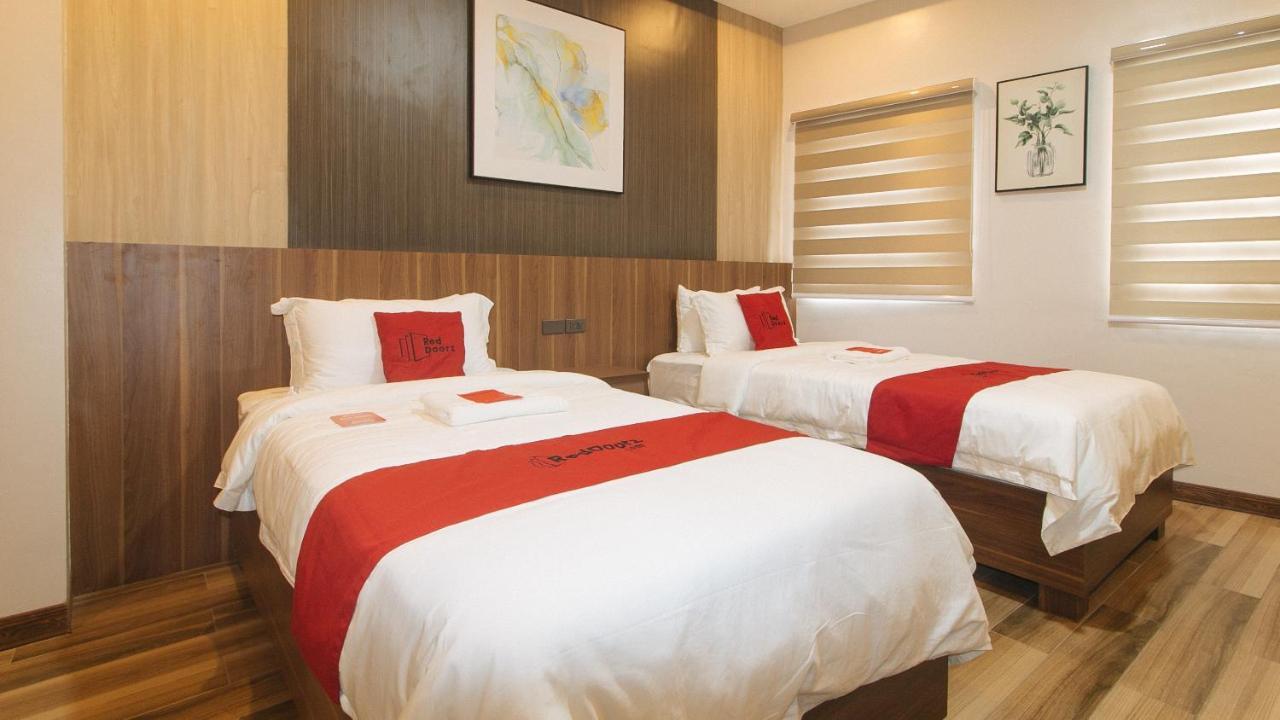 Reddoorz Plus @ Bez Tower And Residences San Juan San Juan  Buitenkant foto