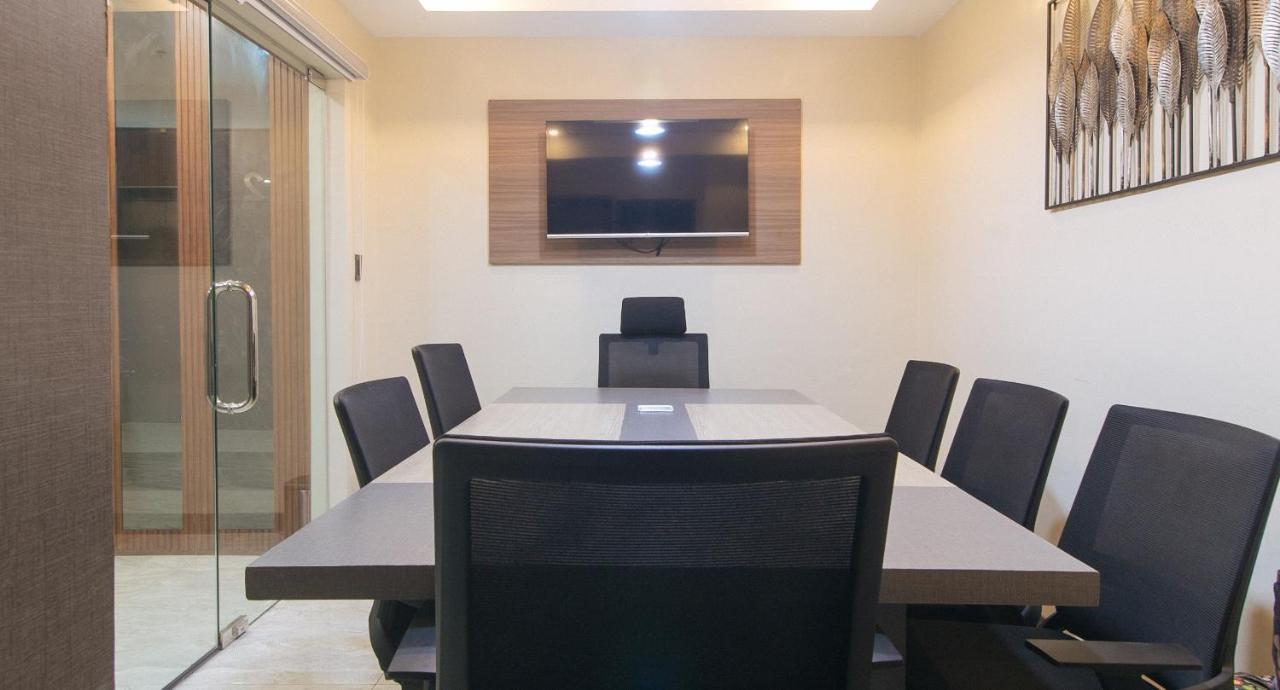 Reddoorz Plus @ Bez Tower And Residences San Juan San Juan  Buitenkant foto