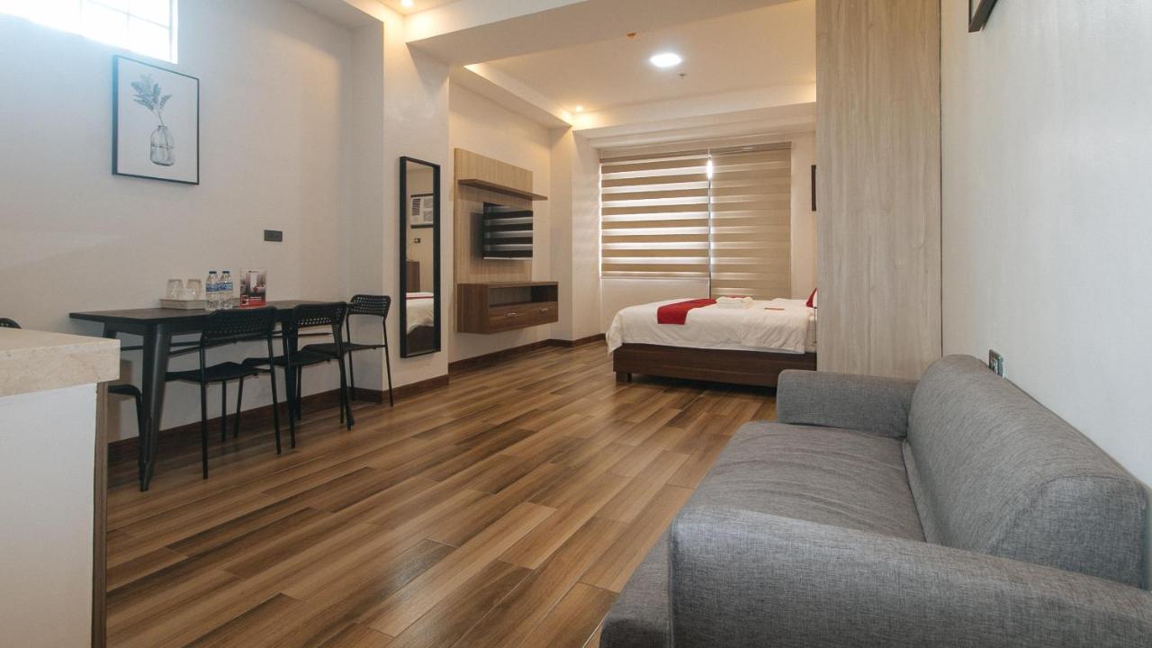 Reddoorz Plus @ Bez Tower And Residences San Juan San Juan  Buitenkant foto