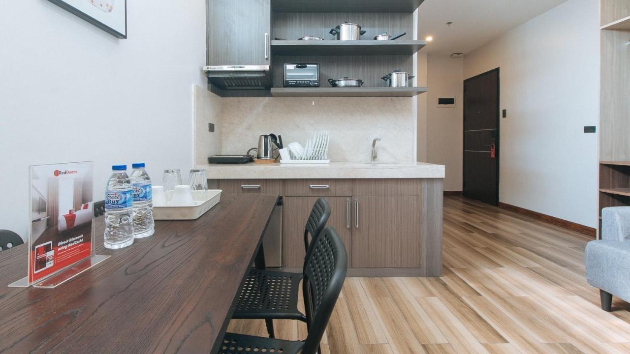 Reddoorz Plus @ Bez Tower And Residences San Juan San Juan  Buitenkant foto