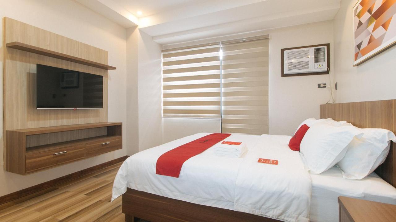 Reddoorz Plus @ Bez Tower And Residences San Juan San Juan  Buitenkant foto