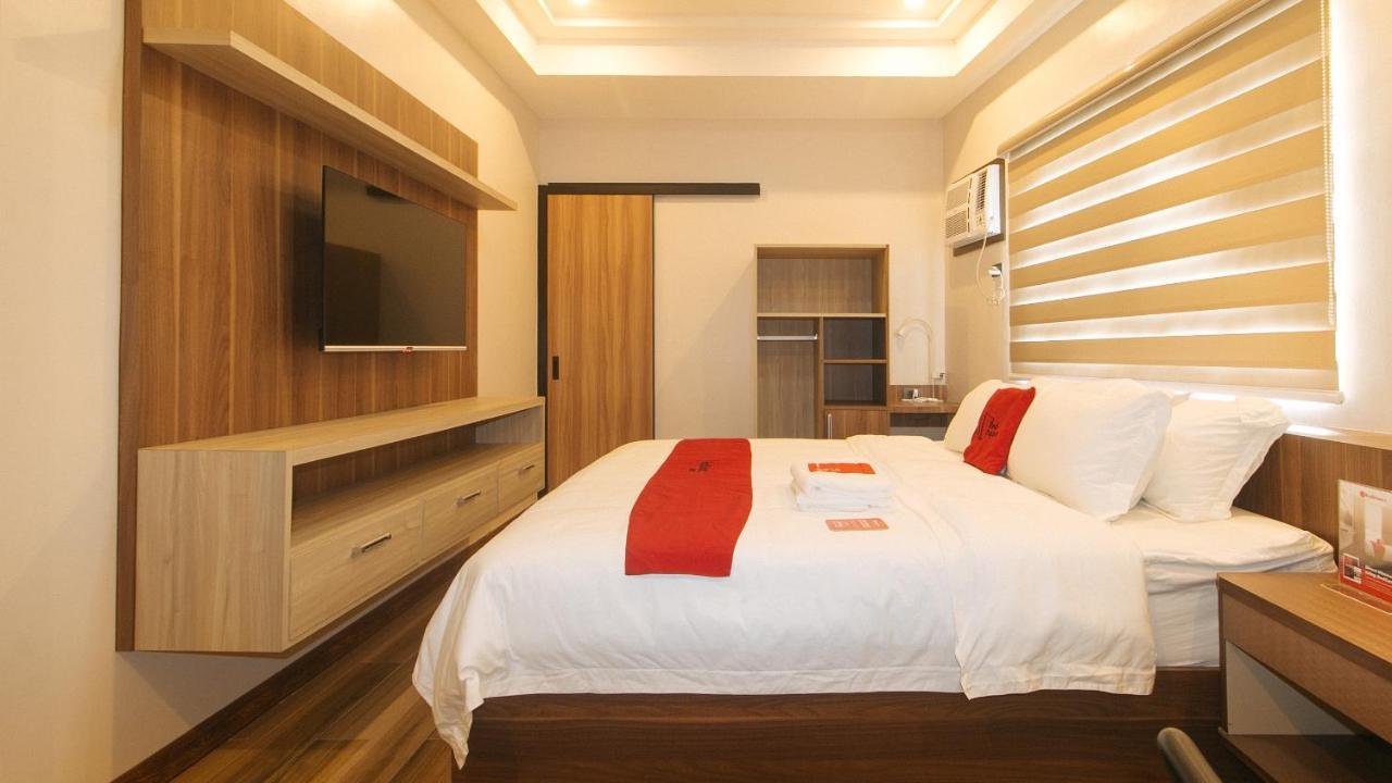 Reddoorz Plus @ Bez Tower And Residences San Juan San Juan  Buitenkant foto
